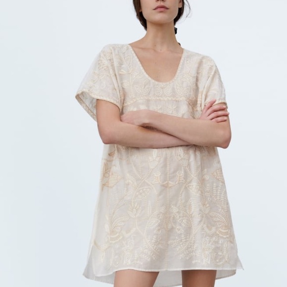 Zara Dresses & Skirts - Zara embroidery flowy cotton dress